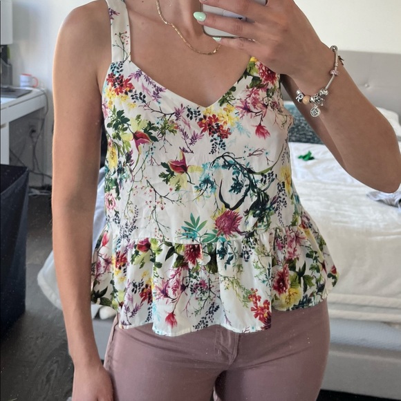 Floral Summer Top - Picture 2 of 3